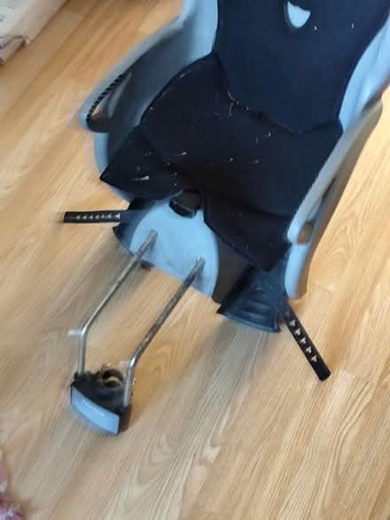Photo of free Child bike passenger seat (WF9 upton) #2