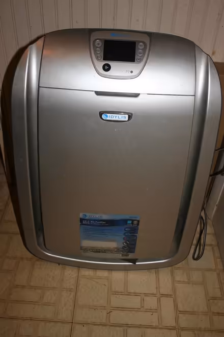 Photo of free IDYLIS air purifier (Big Timber & Randall Rd, Elgin) #1