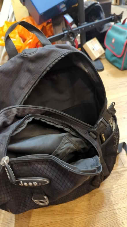 Photo of free Jeep rucksack (norbiton KT2) #3