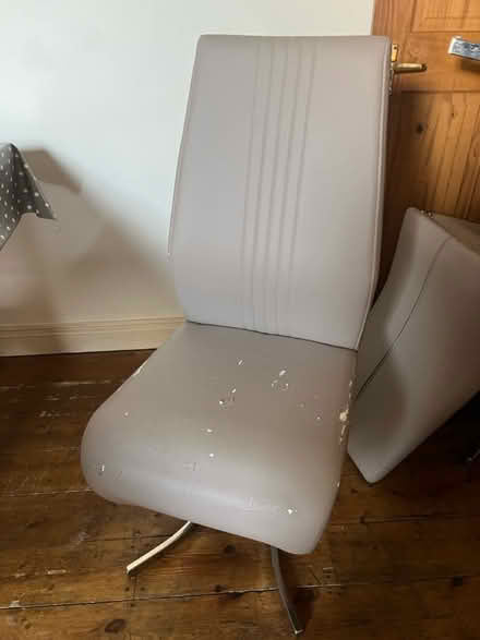 Photo of free dining chairs (BA2) #3