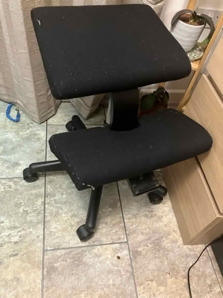 Photo of free Kneeling office chair (Faringdon SN7) #1