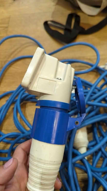 Photo of free Huge electrical cable for ?caravans (norbiton KT2) #2