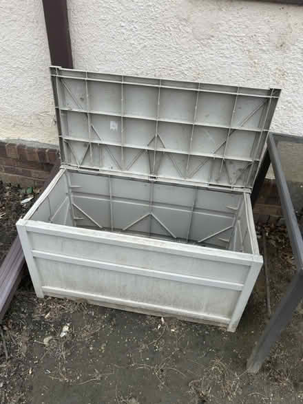 Photo of free plastic outdoor storage bin (St Paul) #1
