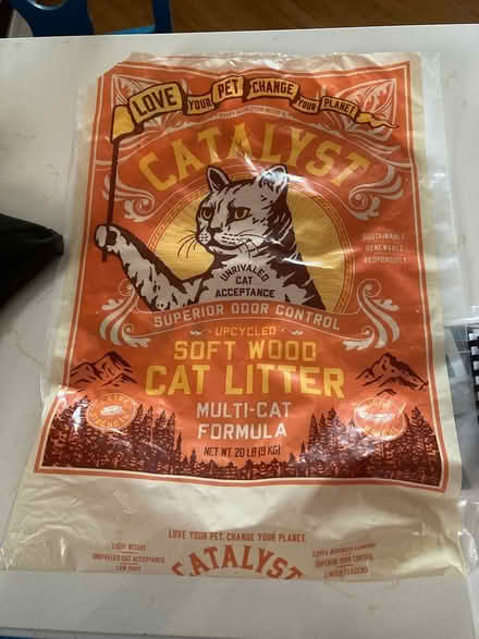 Photo of free Catalyst cat litter (Park-Monroe Neighborhood) #1