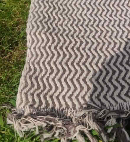 Photo of free Large rug (Orpington BR6) #1