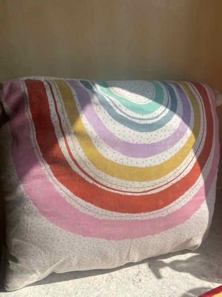 Photo of free Throw pillows /cushion pillows (Oxford OX3) #1