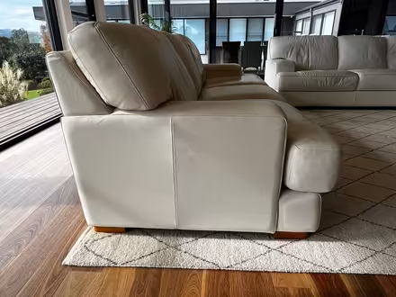 Photo of free Leather lounge suite 2 pieces (Narre Warren East) #2