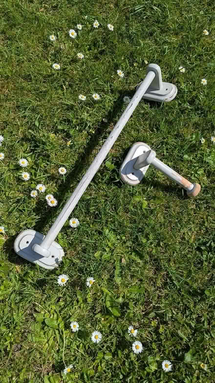 Photo of free Wooden towel rail + loo roll holder (Poole bh16) #1