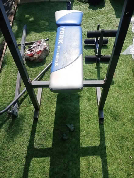 Photo of free Weight bench (Weybridge KT13) #3