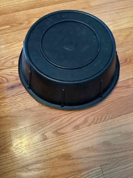 Photo of free Pet Bowl (Toms River) #2