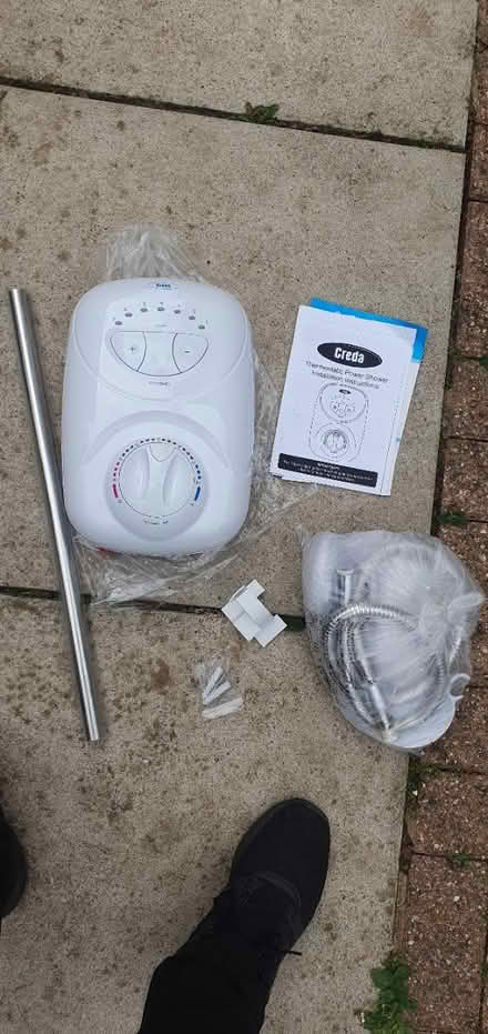 Photo of free Creda power shower (GU21) #1
