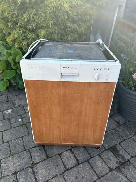 Photo of free Dishwasher (BD23 Skipton) #1