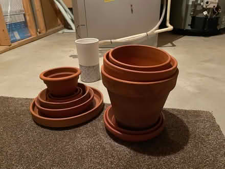 Photo of free Earthenware plant pots (Alta Vista / Riverside) #1