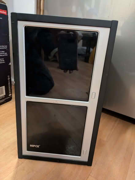 Photo of free Disc storage (GU12) #1