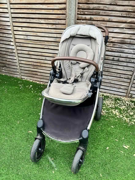 Photo of free Baby pram - occaro - mamas and papas (Brentford Gate TW8) #3