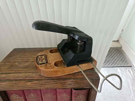 Photo of free Vintage Hole Punch (Edmonton N21) #1