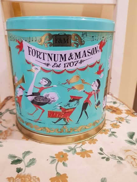 Photo of free Fortnum & Mason Musical Birthday Tin (Croscombe BA5) #1
