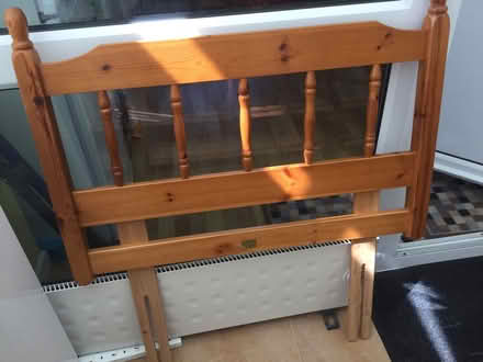 Photo of free Bed Head (Frome (Stonebridge area)) #2