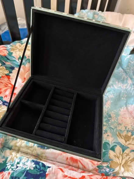 Photo of free Jewelry box (Williamsburg) #2