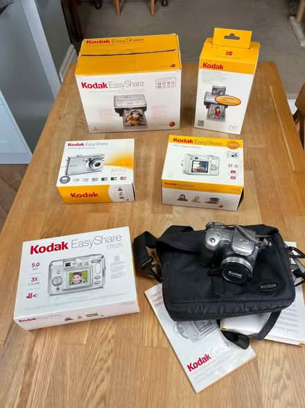 Photo of free Kodak Easyshare Printer Dock and 4x Digital Cameras (Fenham NE4) #1