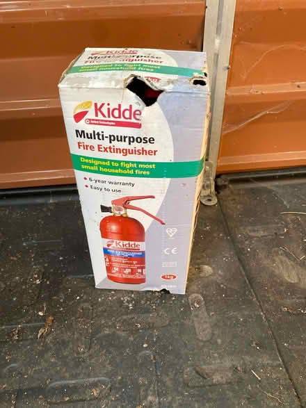 Photo of free Small fire extinguisher (Palmerston CF63) #1