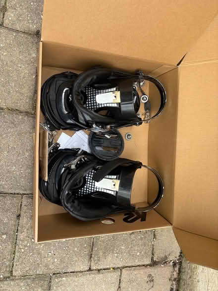 Photo of free Fountain and snowboard bindings (Near Erin Mills Town Centre) #3