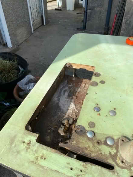 Photo of free Singer sewing machine bench (Warton LA5) #2