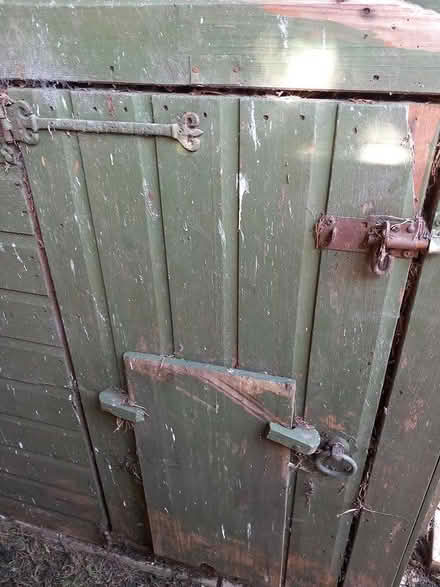 Photo of free 2 ends play/ hen house (Trowbridge hilperton BA14 7) #2