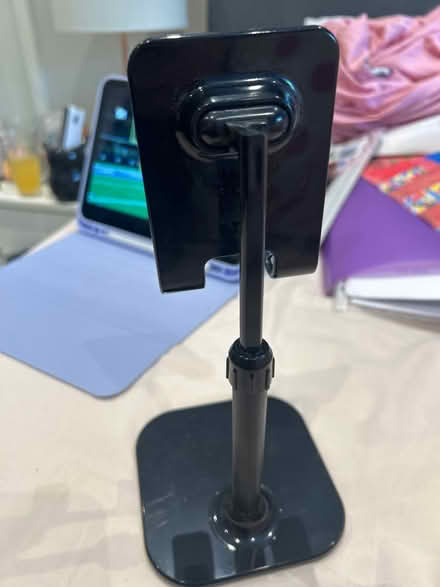 Photo of free Screen stand/holder (Radlett, WD7) #2