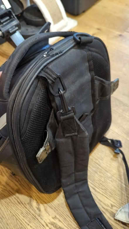 Photo of free vfr 1200 mount and bag (norbiton KT2) #4