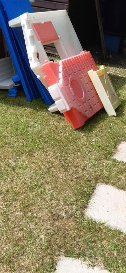 Photo of free Play house (Headington OX3) #1