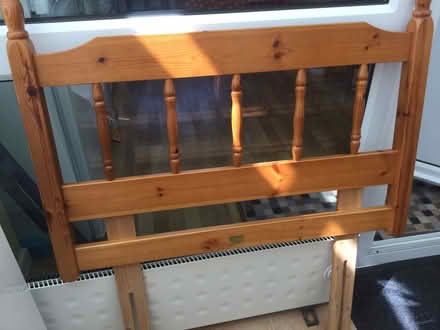 Photo of free Bed Head (Frome (Stonebridge area)) #1