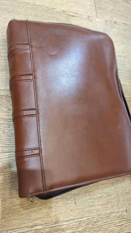 Photo of free A4+ folio thingy (norbiton KT2) #1