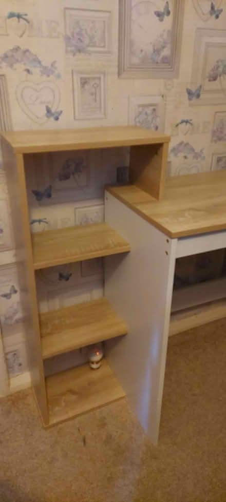Photo of free Desk (Harrold Bedford) #3
