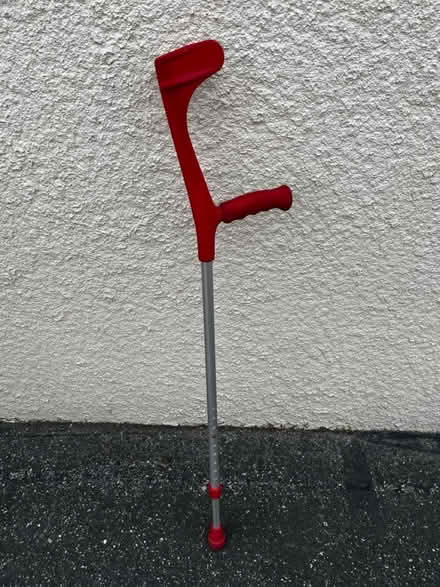 Photo of free Crutches and ‚Aircast‘ single shoe (San Mateo Knolls (El Camino)) #3