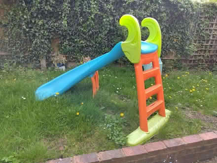 Photo of free Children's slide (North Finchley N12) #1