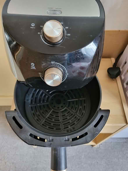 Photo of free Air fryer, good working order. Only used about 4 times. (Enfield EN1) #1