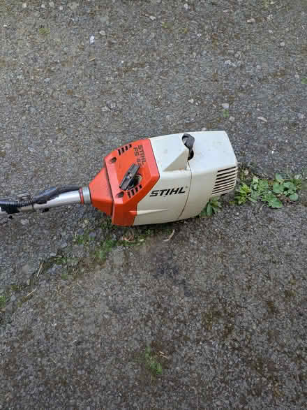 Photo of free Strimmer, petrol, STIHL, 1.9m long (Riverhead TN13) #3