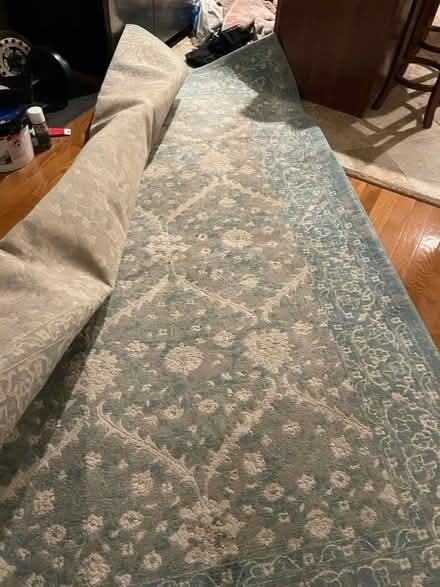 Photo of free Area Rug (Near JH Main Campus) #1