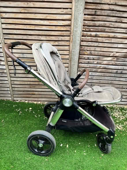 Photo of free Baby pram - occaro - mamas and papas (Brentford Gate TW8) #1