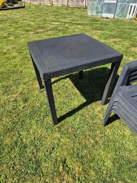 Photo of free Garden table and chairs (Harley Shute TN38) #2