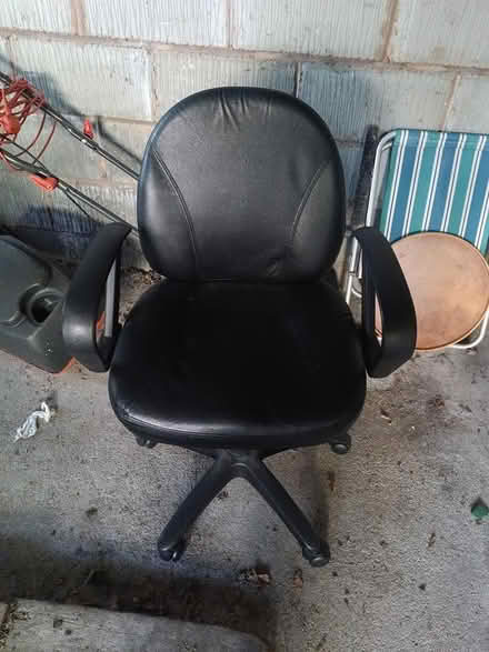 Photo of free Office chair (Sheffield 7) #1