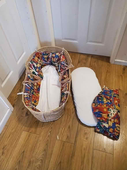 Photo of free Moses basket (Cressage SY5) #2