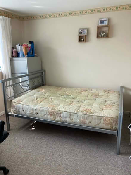 Photo of free Double Bed (Stevenage SG1) #1