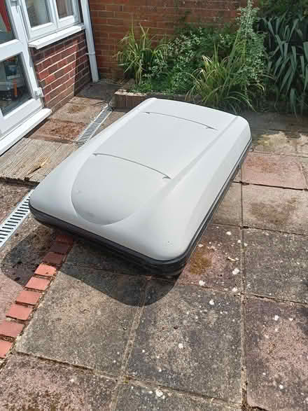 Photo of free Large roof box (Waterlooville West) #1