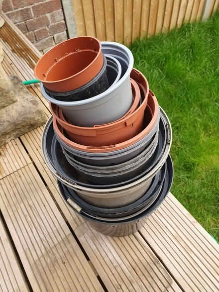 Photo of free Multiple plant pots (Maidenhead, SL6 4) #1