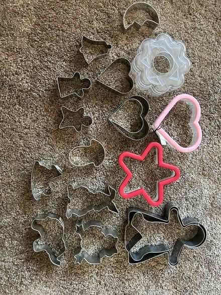 Photo of free Assorted metal and plastic cookie biscuit cutters (Northcourt OX14) #1
