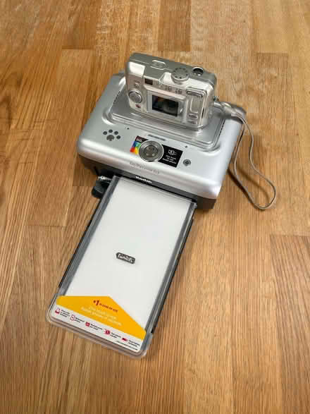 Photo of free Kodak Easyshare Printer Dock and 4x Digital Cameras (Fenham NE4) #3