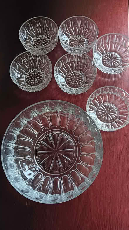 Photo of free Trifle bowl and 6 dishes (Lower Sheering CM21) #3