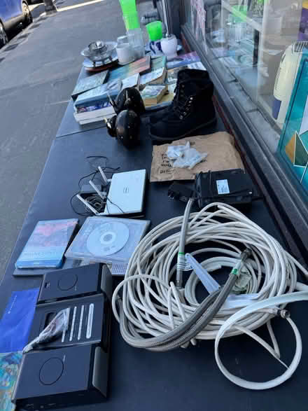 Photo of free Relocating: Misc household items (Toronto) #4